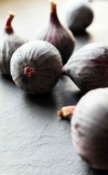 Fresh black figs